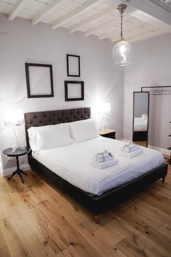 Art Black & White Apartamento Florencia